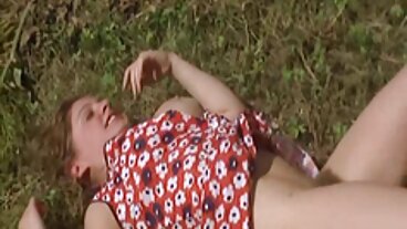 Cum Inuti porno s vazrasni Busty